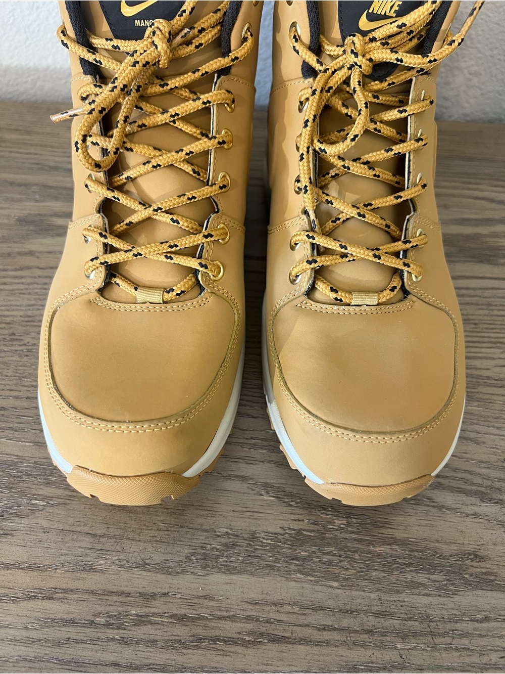 Nike men’s Manoa Leather Boots haystack tan sz 10.5 outdoor workwear hiking - Picture 10 of 14